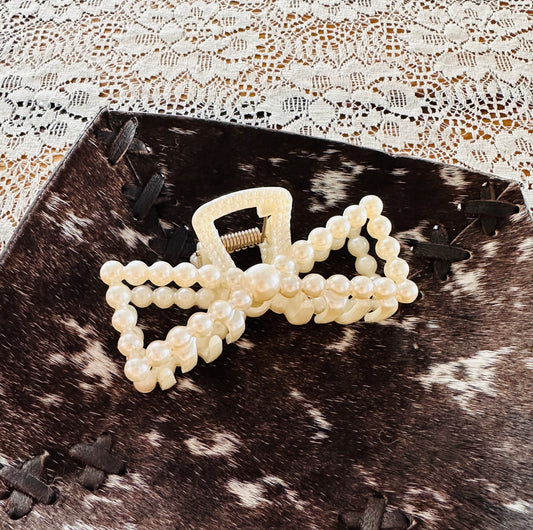 Pearl Clawclip