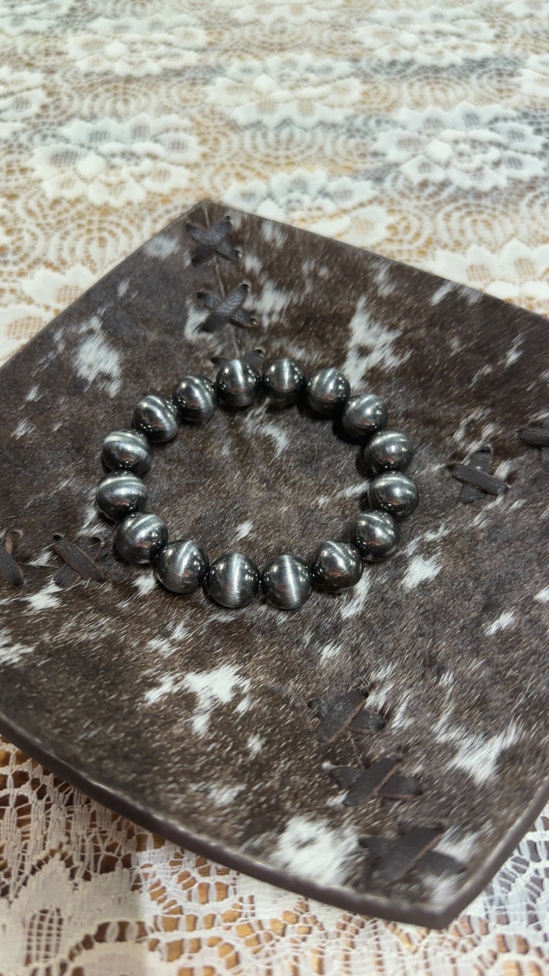 Pearl stretch bracelet