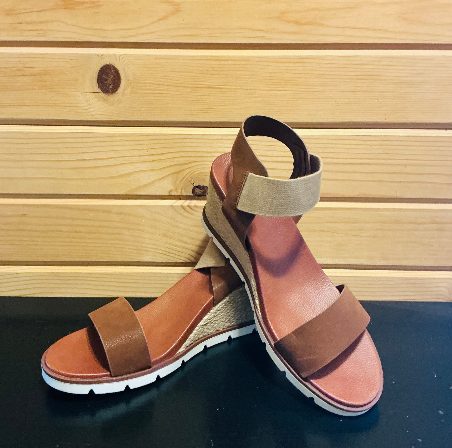 Brown platforms