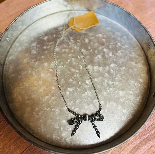 Navajo pearl chain bow necklace
