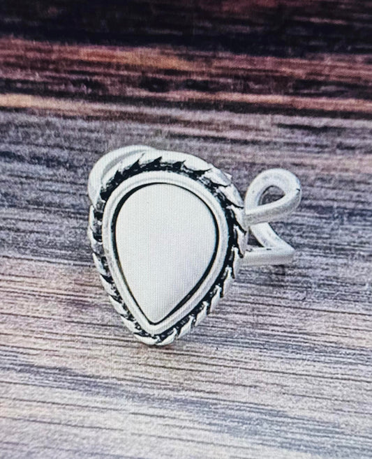 White turquoise adjustable ring